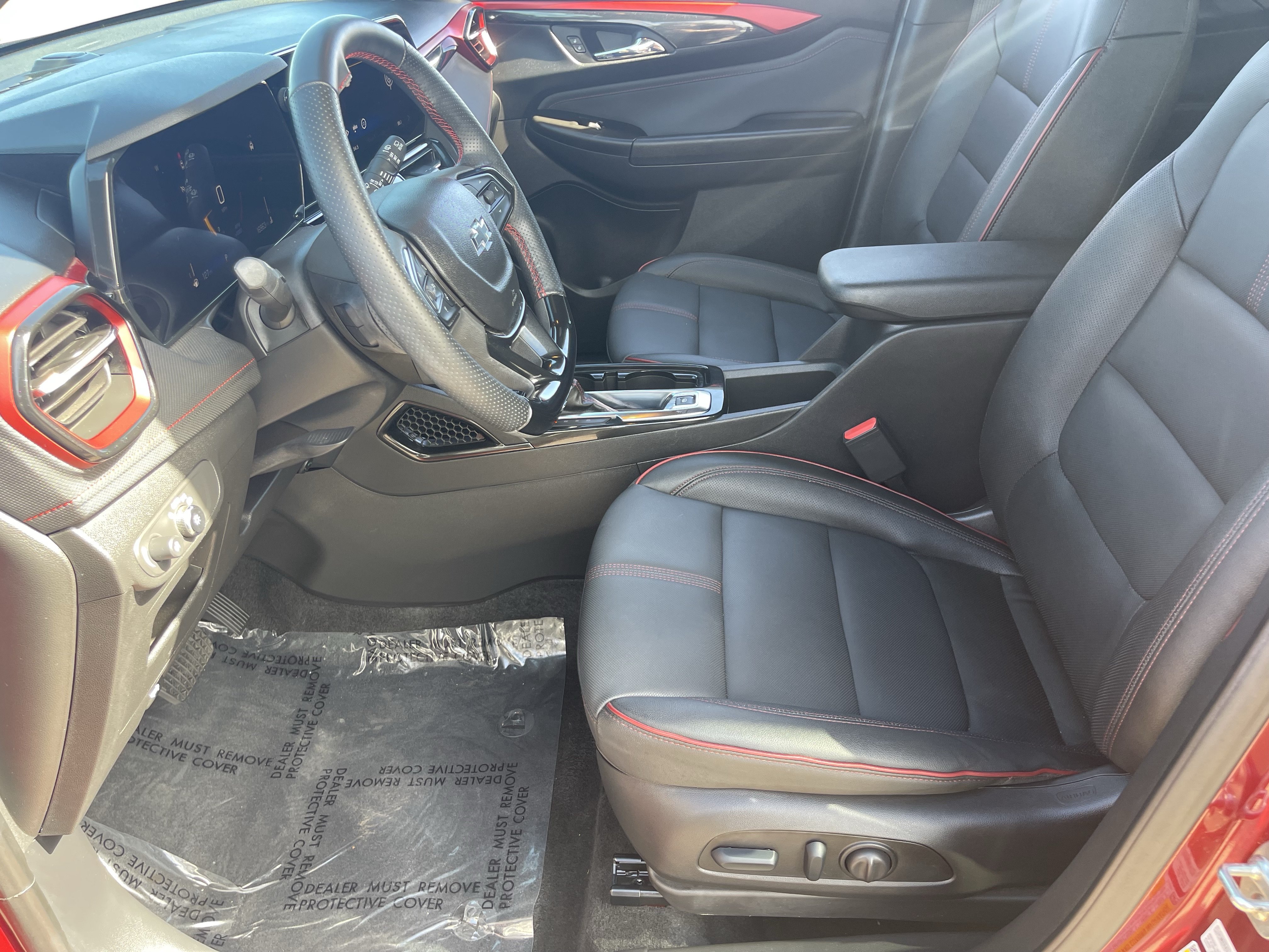Used 2025 Chevrolet TrailBlazer RS FWD image 18