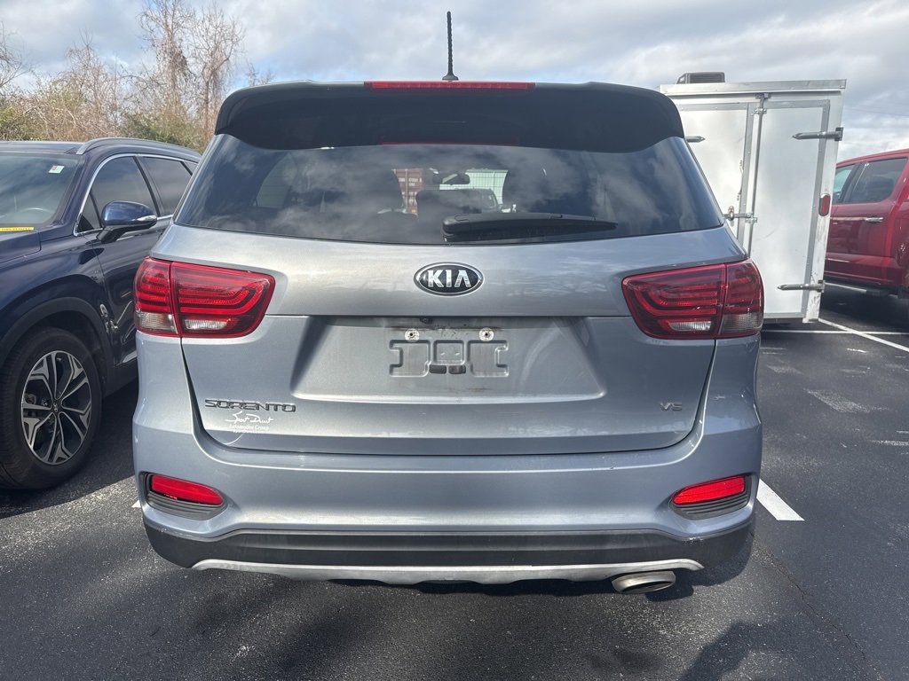 Used 2020 Kia Sorento LX image 3