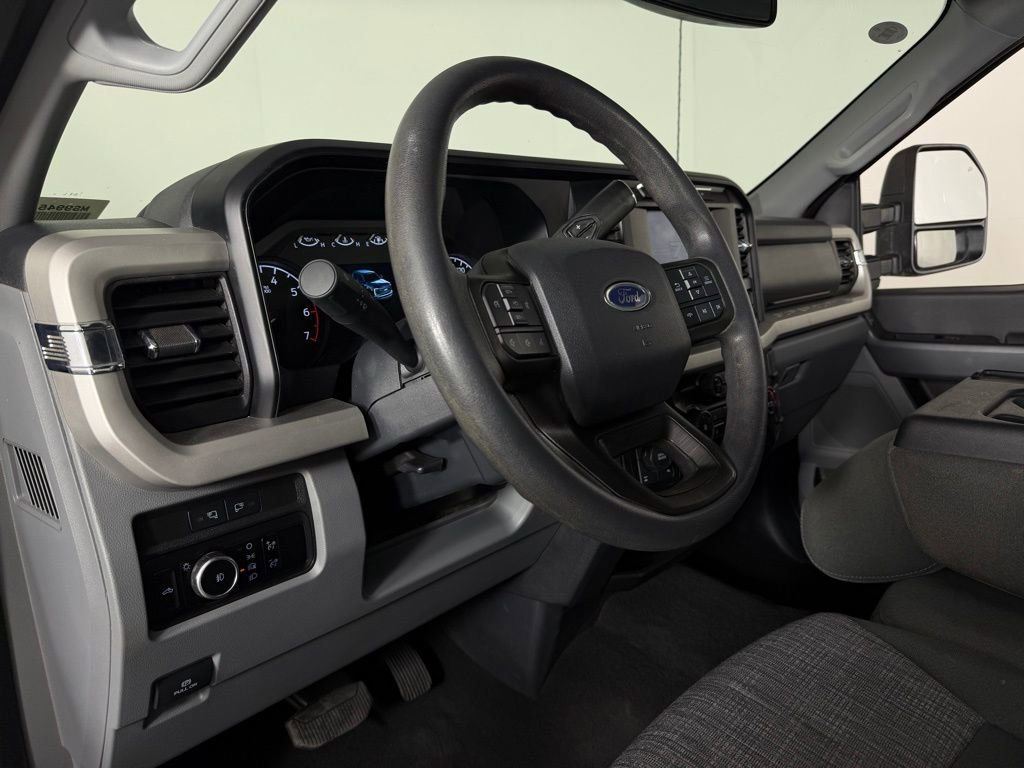 Used 2023 Ford F250 XLT w/ Snow Plow Prep Package image 20