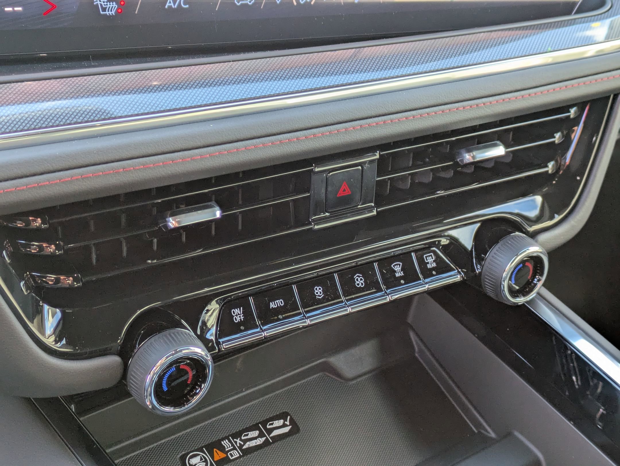 New 2026 Chevrolet Suburban RST w/ Advanced Technology Package AWD/4WD image 14