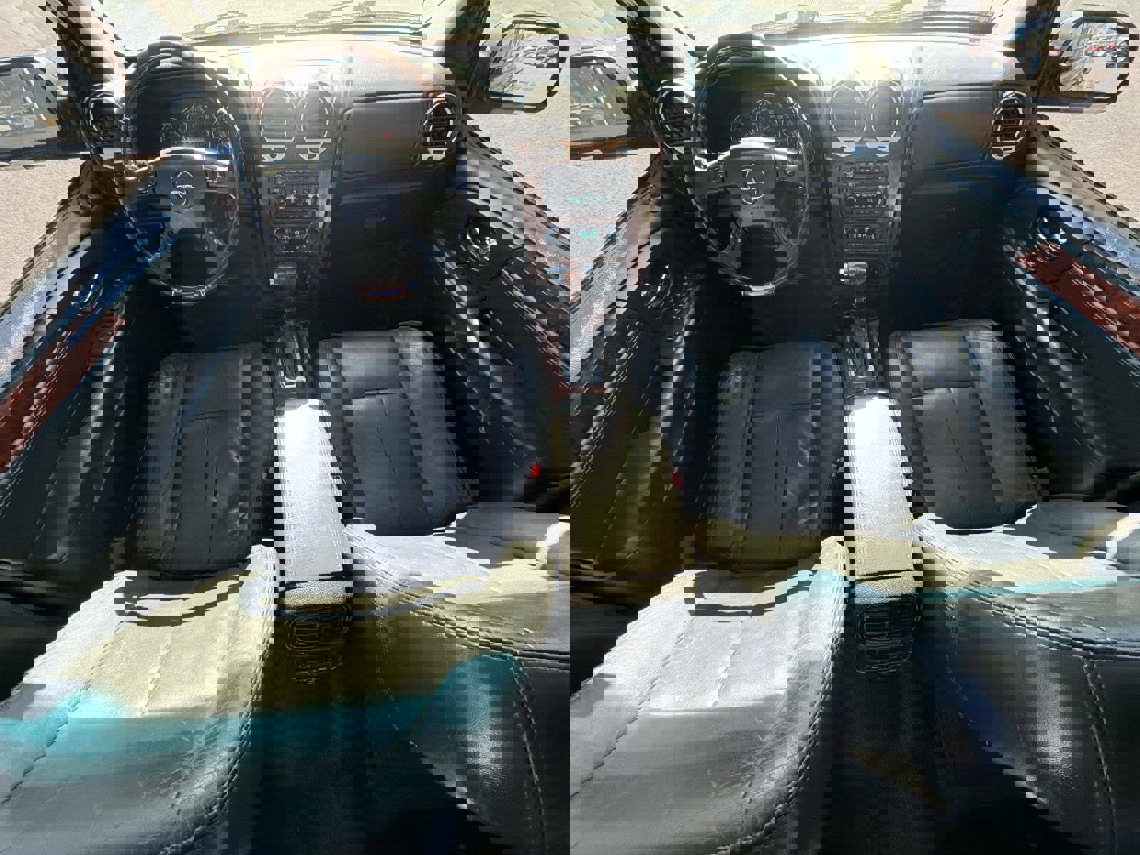 Used 2006 GMC Envoy Denali image 2