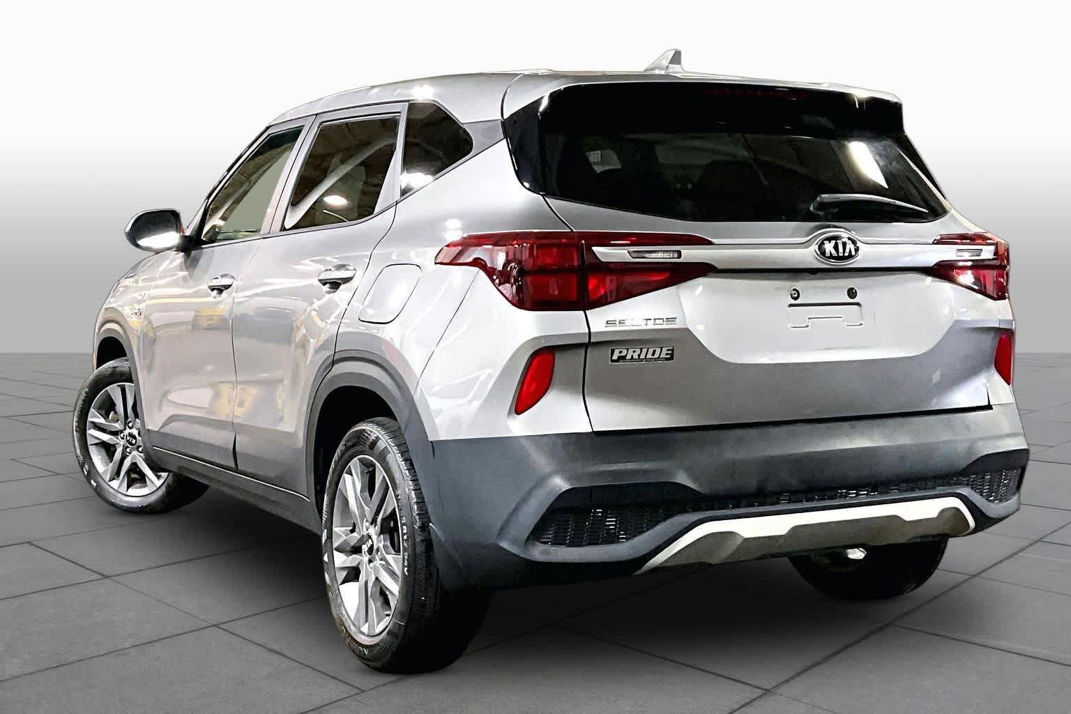 Used 2021 Kia Seltos LX AWD/4WD image 12
