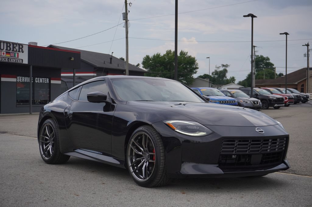 Used 2023 Nissan Z w/ Floor Mat Package (L93) RWD image 15