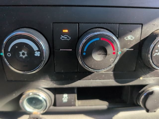 Used 2013 Chevrolet Silverado 1500 W/T image 19