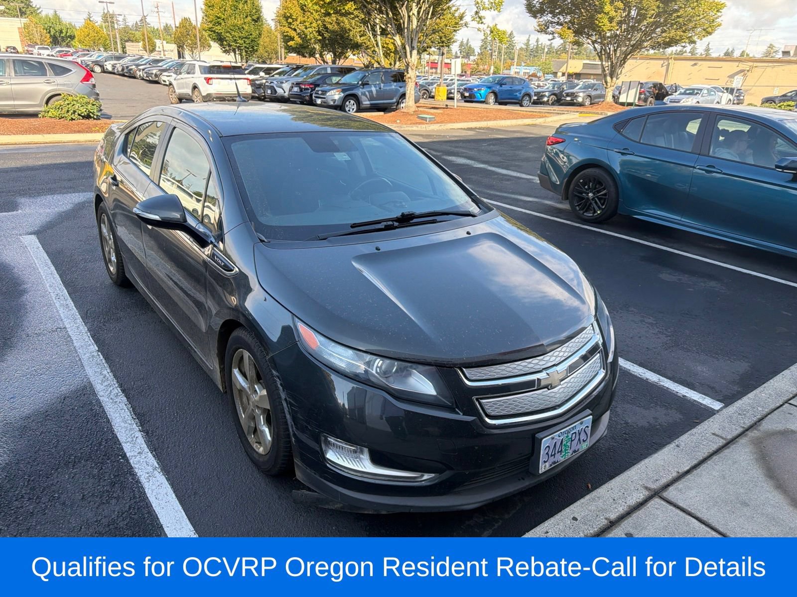 Used 2014 Chevrolet Volt w/ Enhanced Safety Package 1