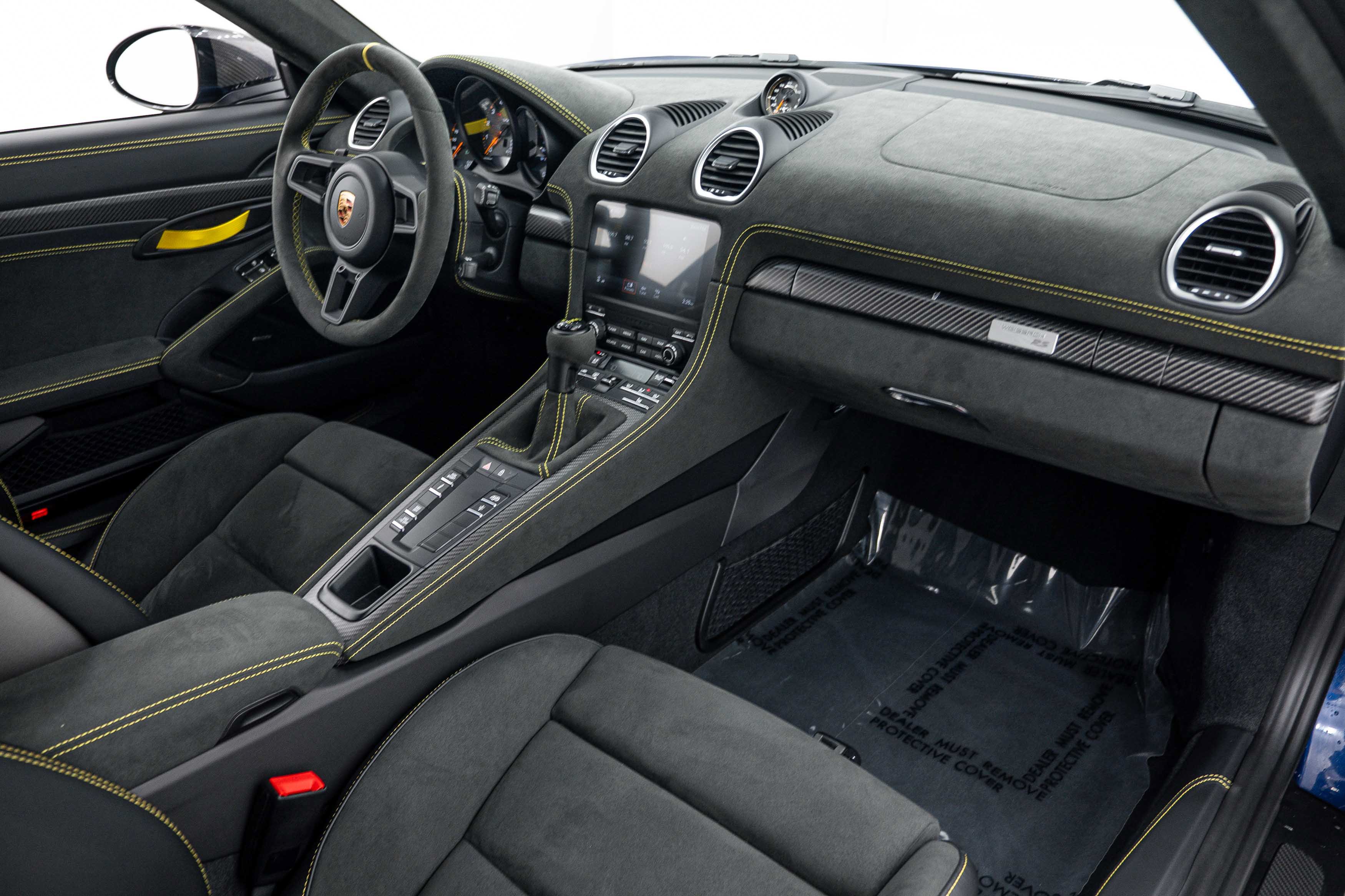 Certified 2025 Porsche 718 Cayman GT4 RS RWD image 12