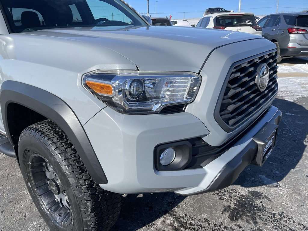 Used 2020 Toyota Tacoma TRD Off-Road image 25