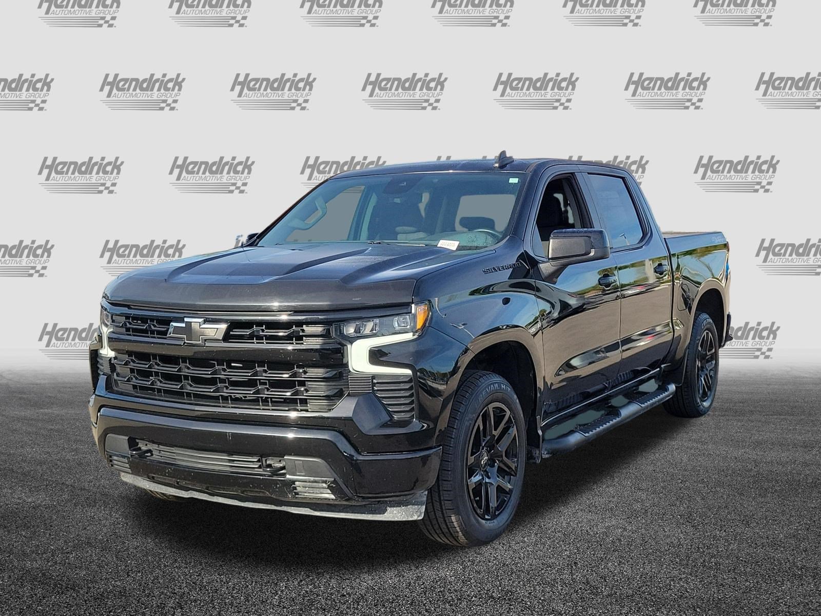 Used 2024 Chevrolet Silverado 1500 RST w/ Rally Edition AWD/4WD image 3