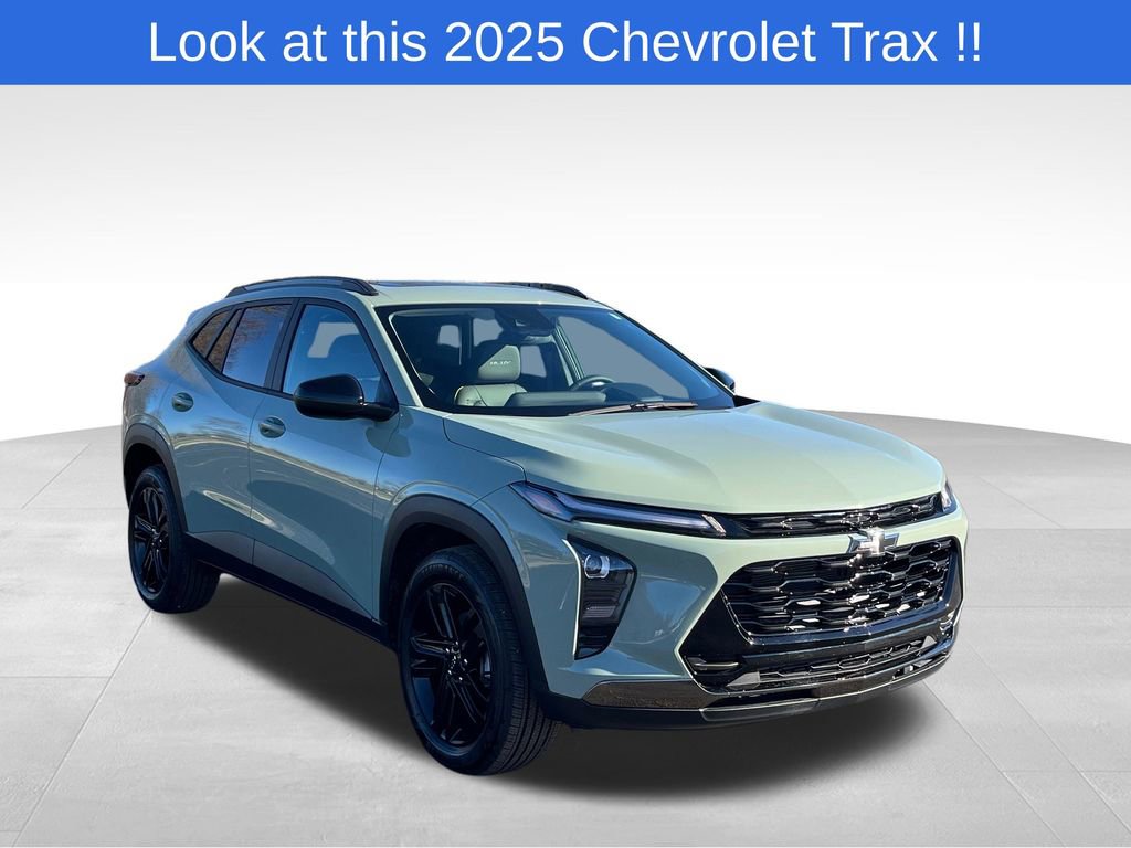 Used 2025 Chevrolet Trax ACTIV w/ Sunroof Package