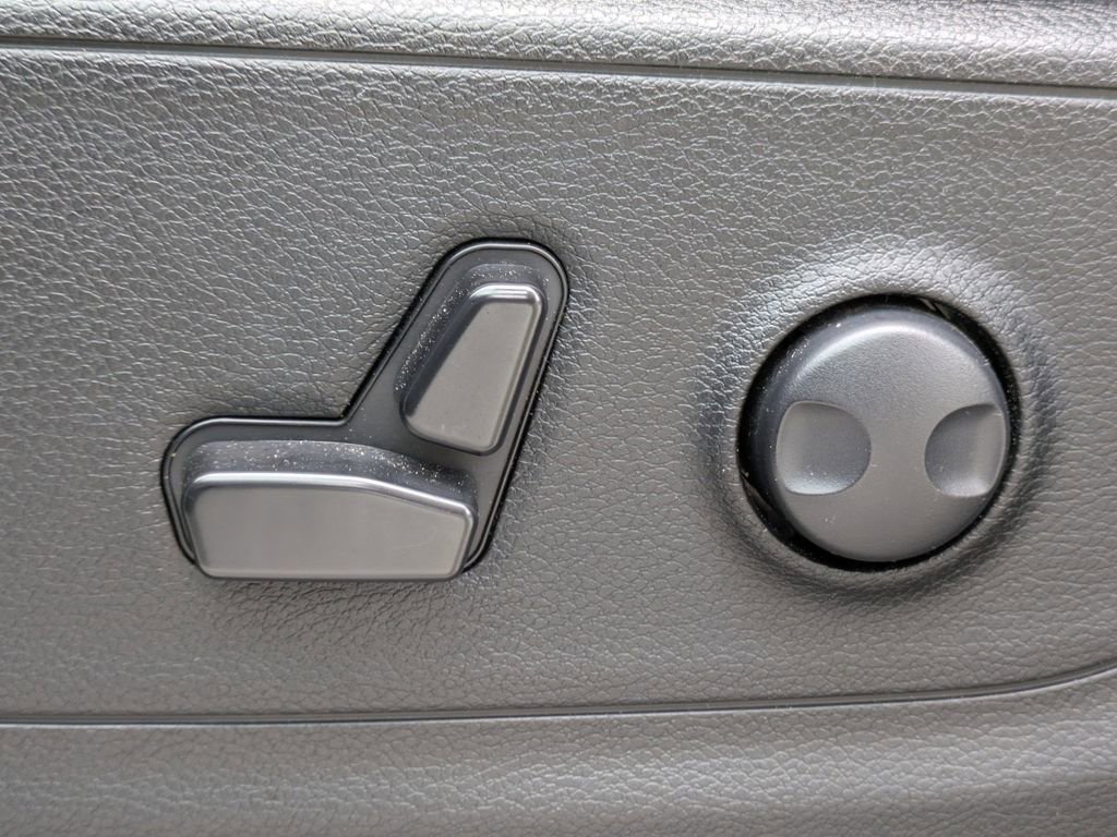Used 2025 RAM 1500 Big Horn image 20