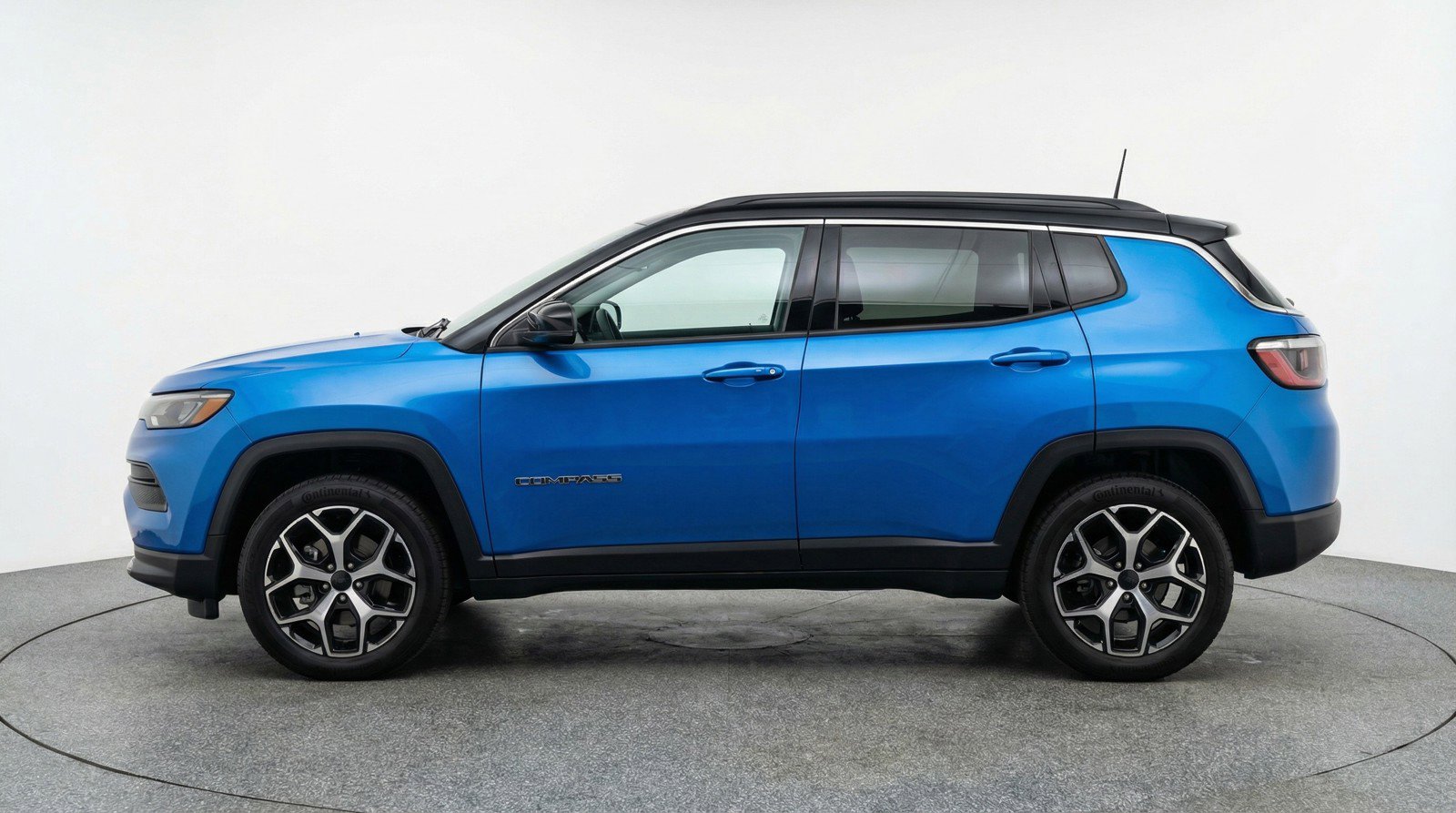 Used 2025 Jeep Compass Limited image 5