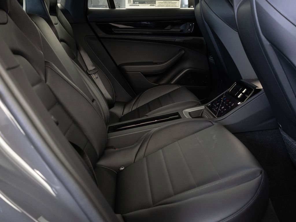 New 2026 Porsche Panamera 4 image 22