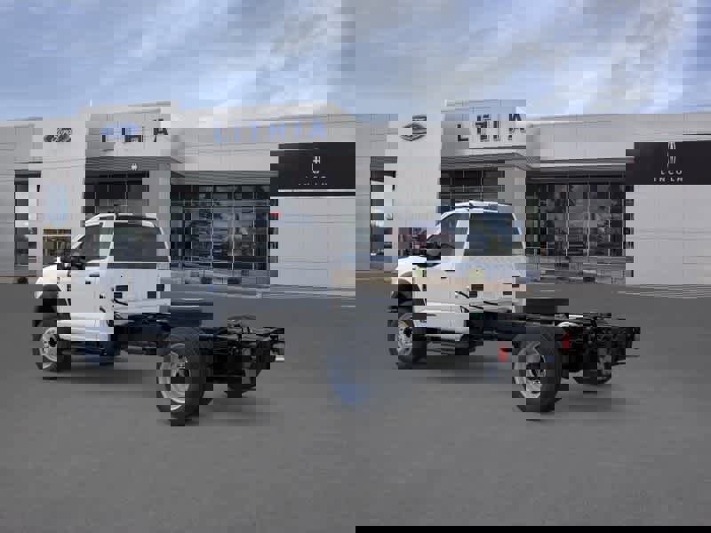New 2026 Ford F450 2WD Regular Cab Super Duty image 4