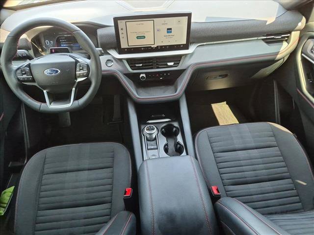 Used 2025 Ford Explorer ST-Line RWD image 17