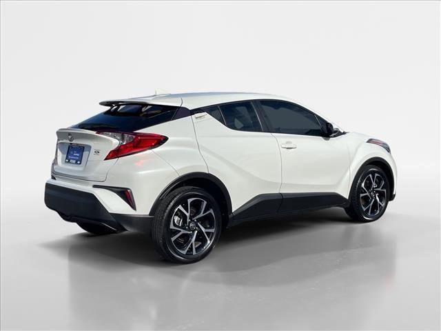 Used 2021 Toyota C-HR XLE image 6