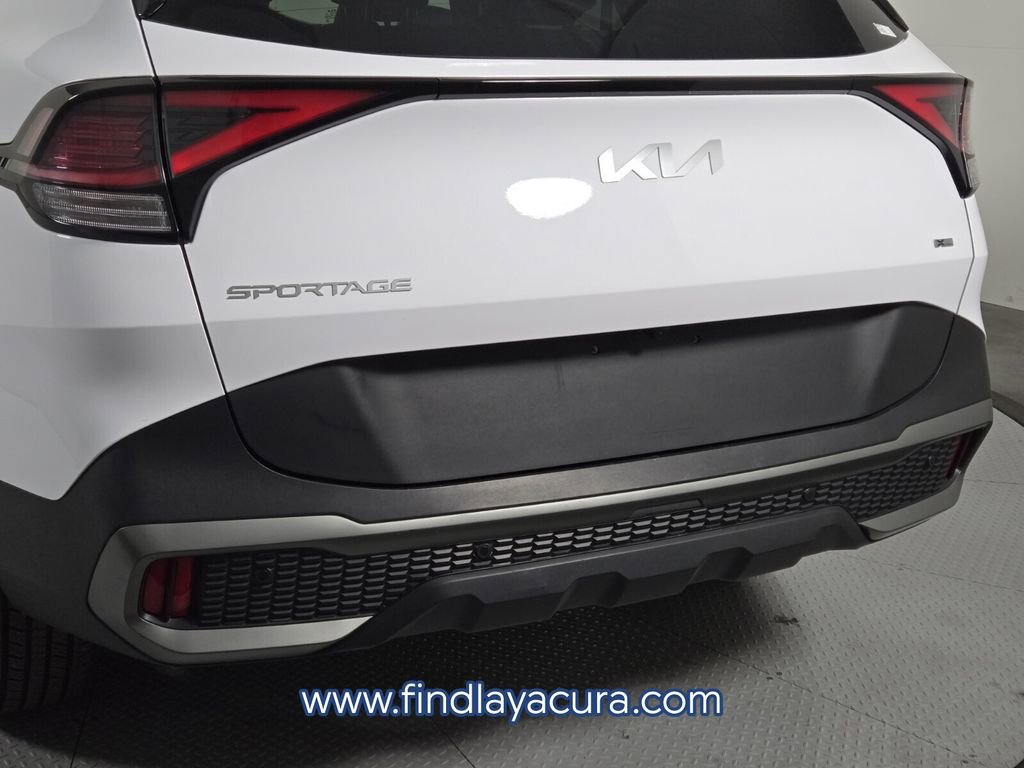Used 2023 Kia Sportage X-Line w/ X-Line Premium Package image 5