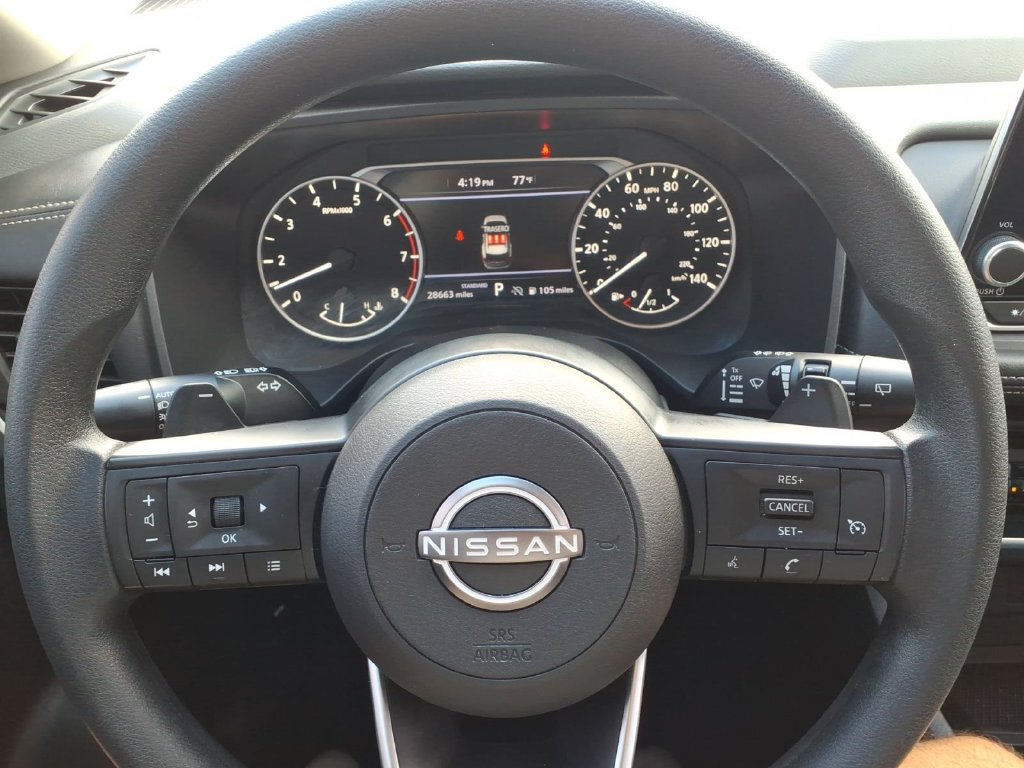 Used 2024 Nissan Rogue S FWD image 14