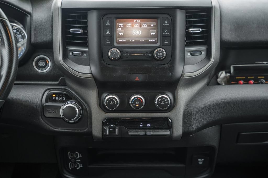 Used 2022 RAM 2500 Tradesman w/ Chrome Appearance Group AWD/4WD image 21