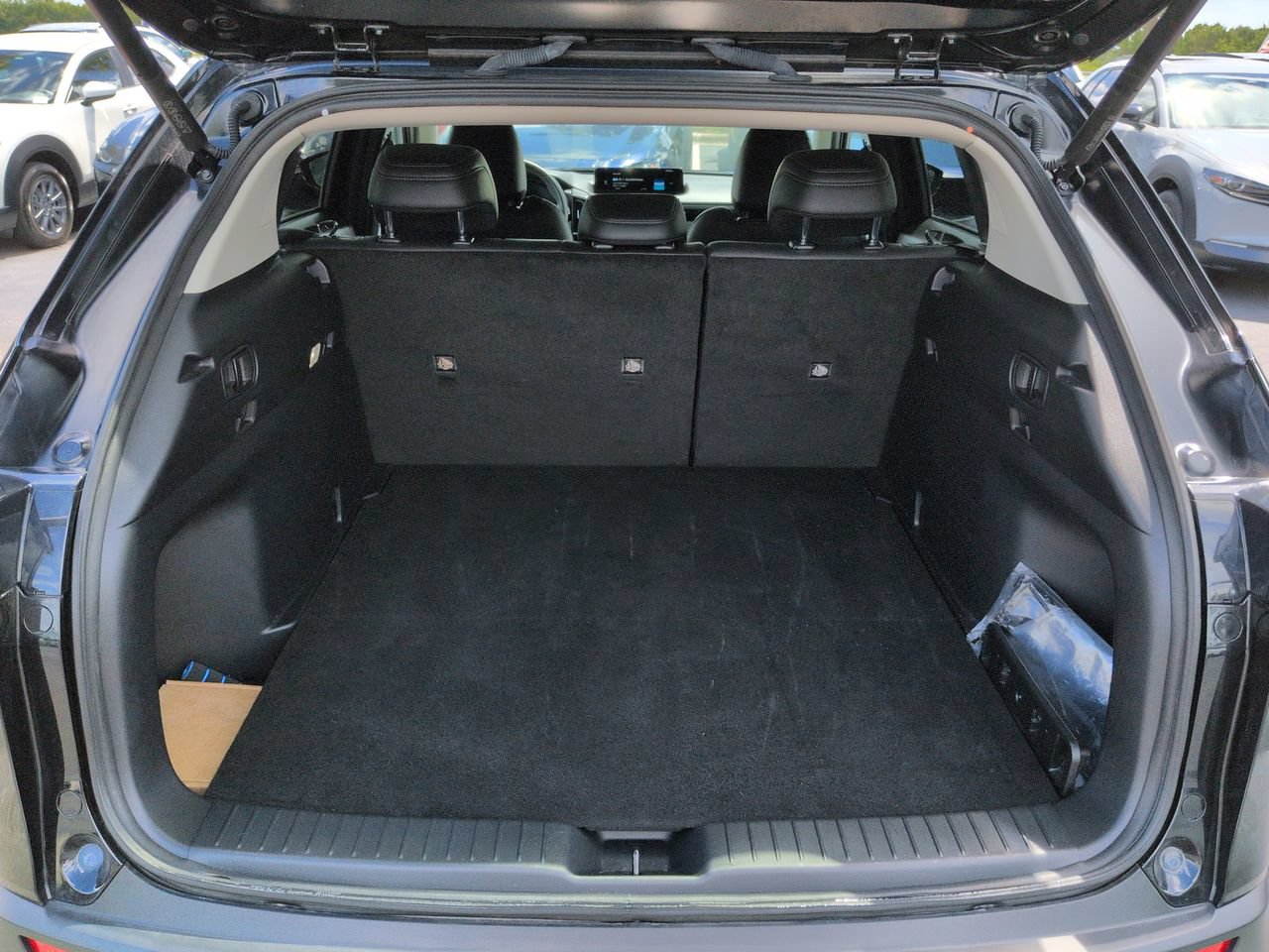 Certified 2025 MAZDA CX-50 AWD 2.5 S w/ Weather Package image 13