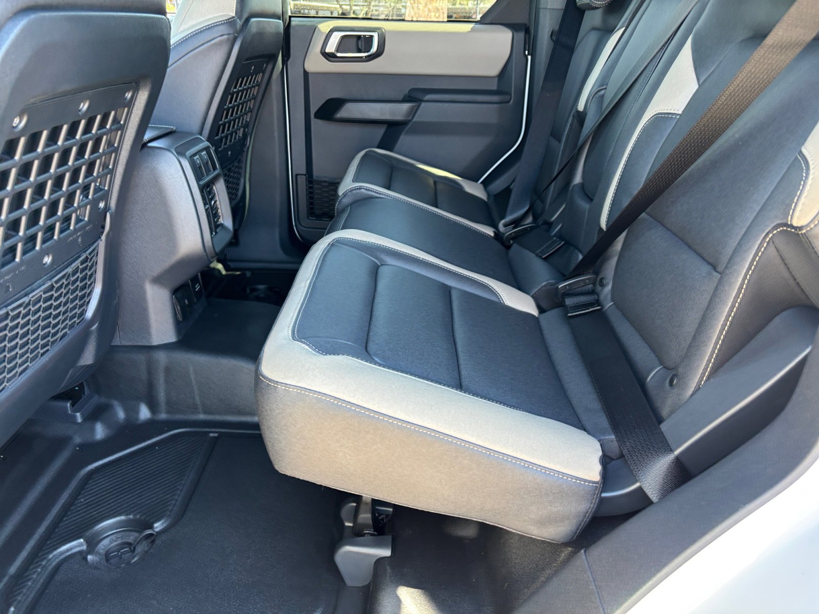 New 2026 Ford Bronco Big Bend w/ Black Diamond Package image 17