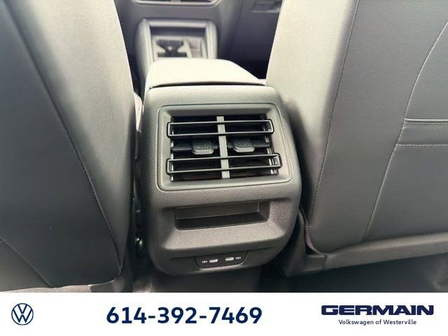 New 2026 Volkswagen Tiguan SE image 18