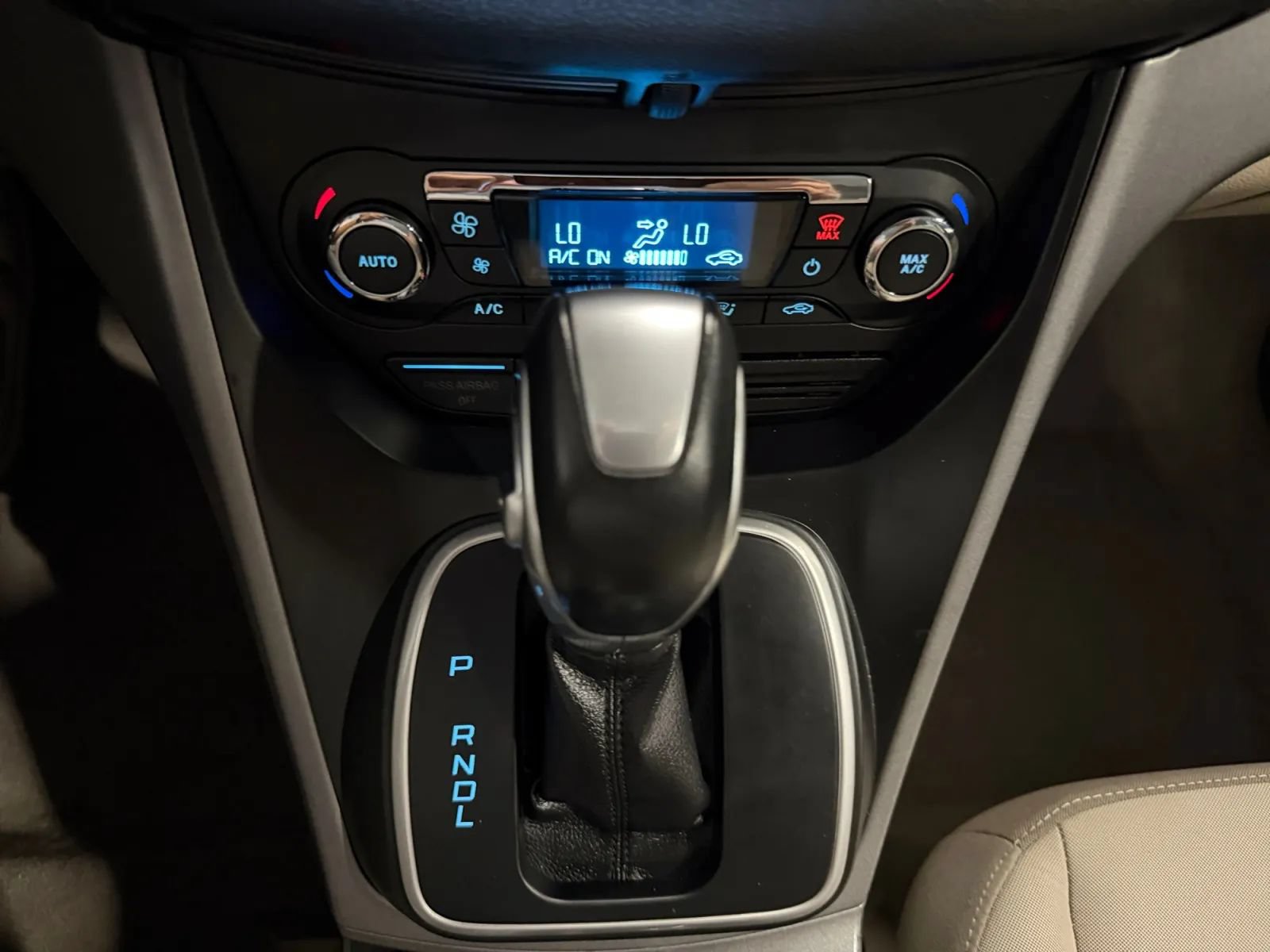 Used 2013 Ford C-MAX SE FWD image 36