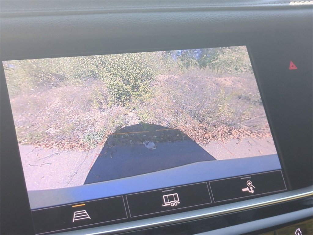 Used 2022 Cadillac XT5 Premium Luxury w/ LPO, ONYX Package image 15