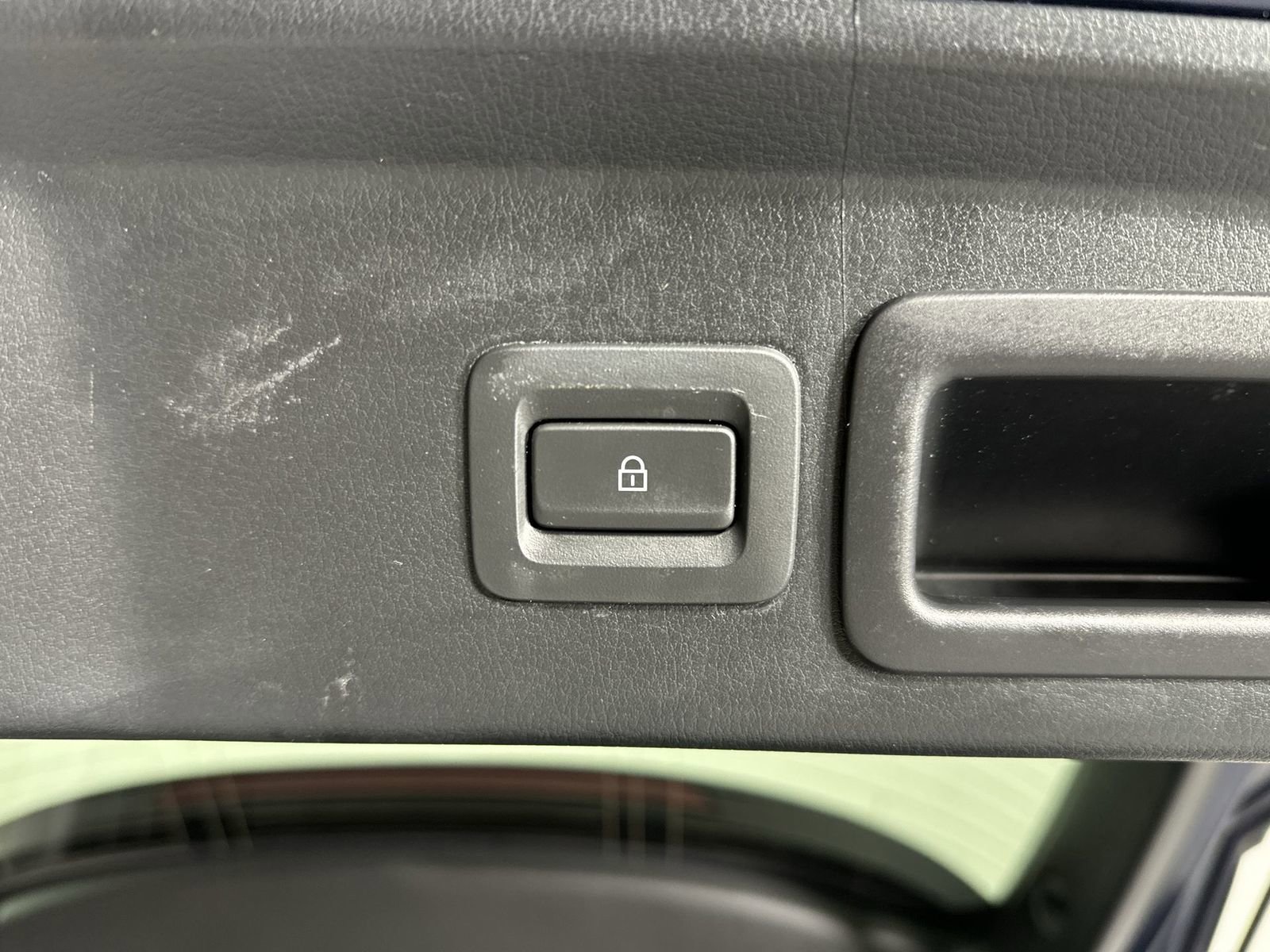 Used 2022 MAZDA CX-30 AWD 2.5 S w/ Preferred Package image 34