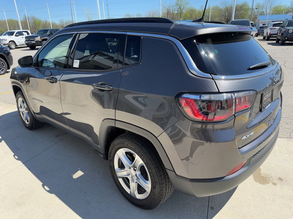 Used 2023 Jeep Compass Latitude w/ Convenience Group image 7