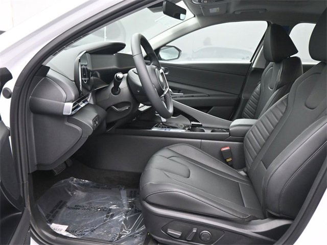 New 2026 Hyundai Elantra Limited image 11