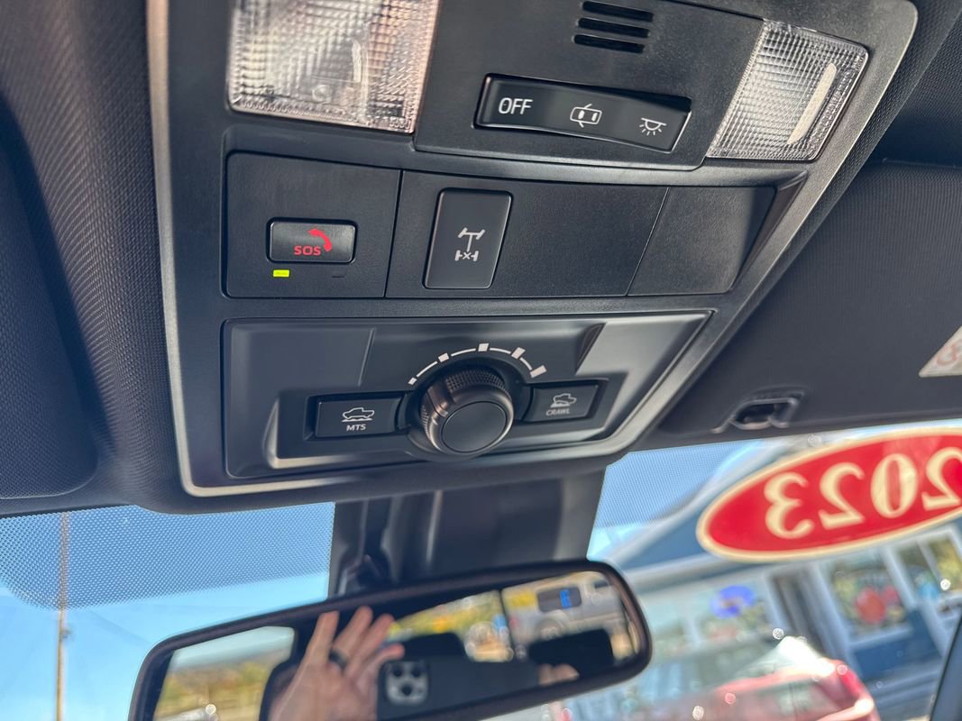 Used 2023 Toyota Tacoma TRD Off-Road w/ Technology Package image 8