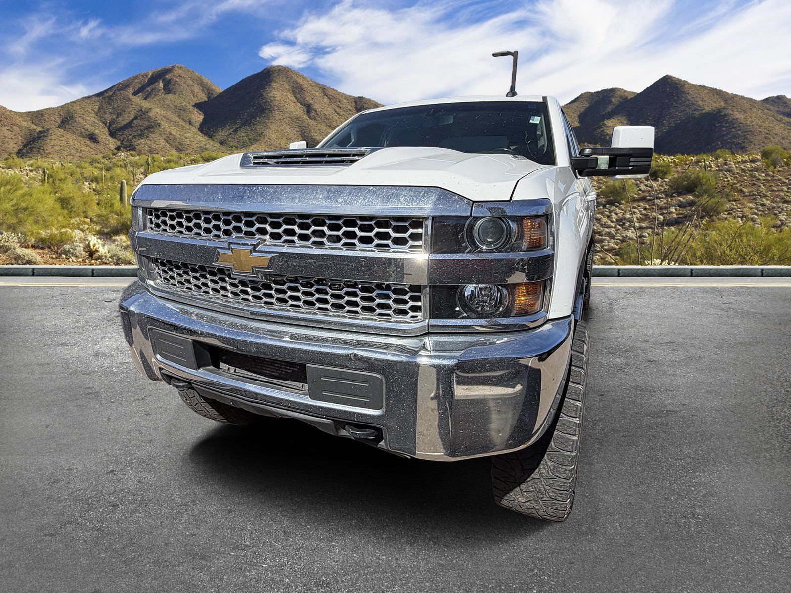 Used 2019 Chevrolet Silverado 2500 LT AWD/4WD image 15
