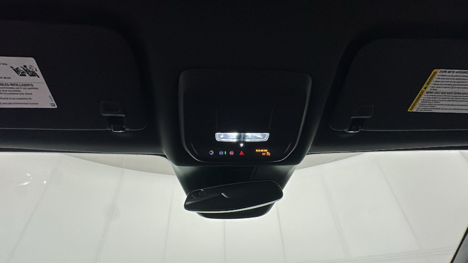 Used 2024 Chevrolet Blazer EV LT AWD/4WD image 31