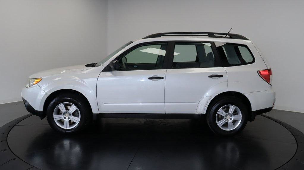Used 2011 Subaru Forester 2.5X w/ Alloy Wheel Value Pkg image 2