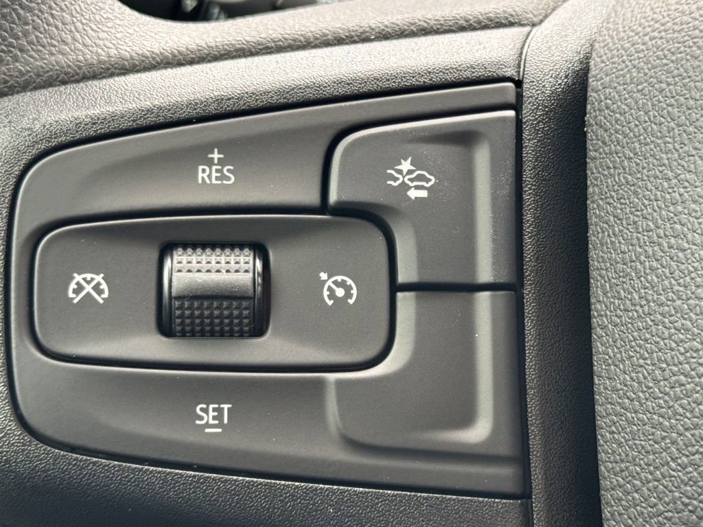 Used 2026 Chevrolet Silverado 1500 Custom RWD image 19