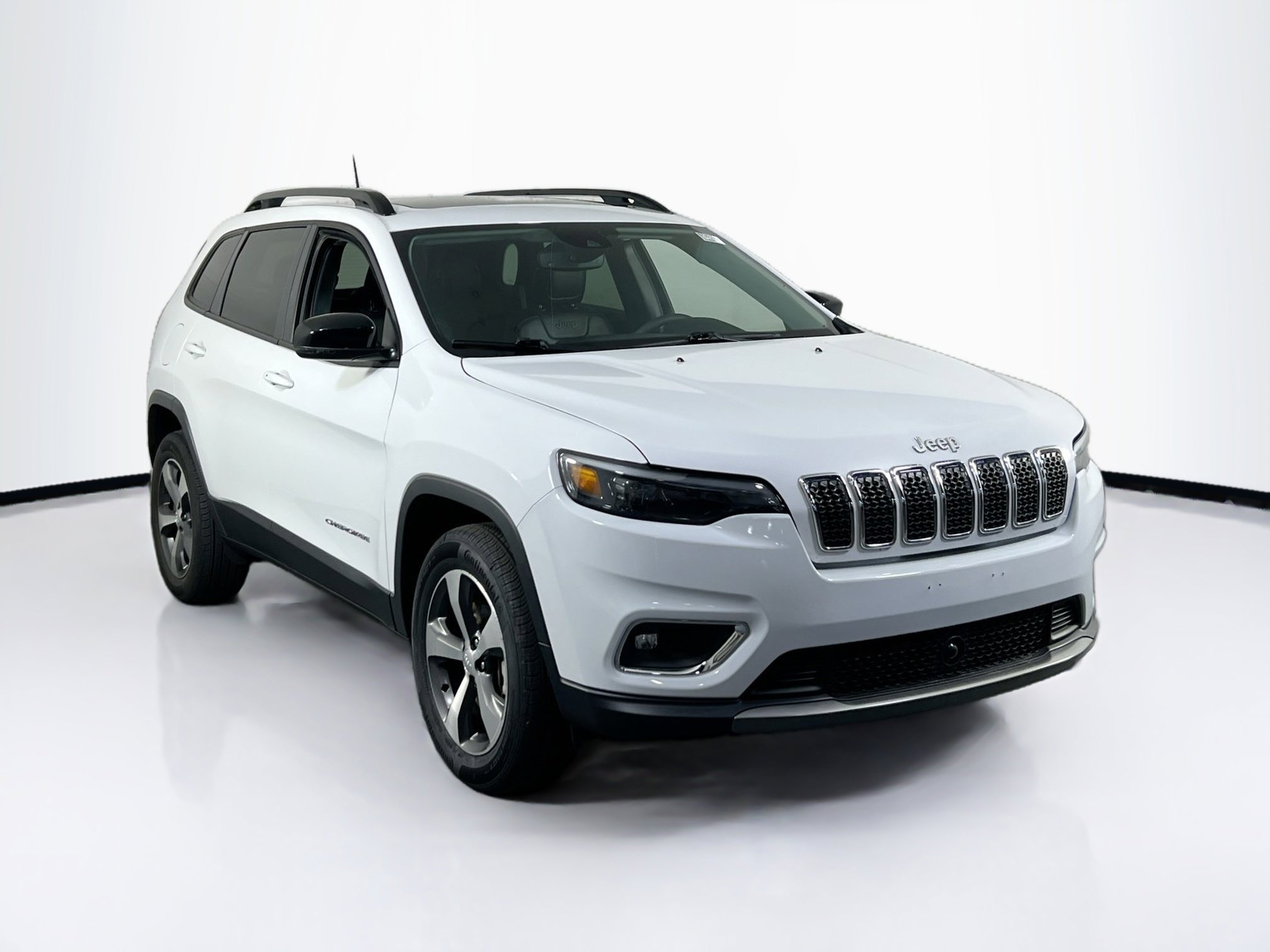 Used 2022 Jeep Cherokee Limited AWD/4WD image 3