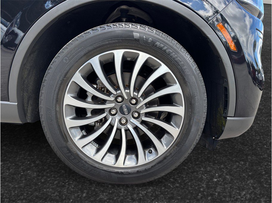 Used 2020 Lincoln Aviator Reserve w/ Class IV Trailer Tow Package RWD image 13
