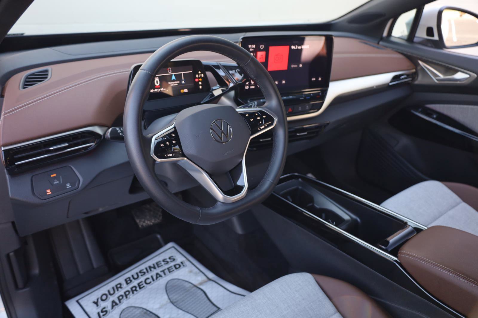Used 2023 Volkswagen ID.4 Pro image 15