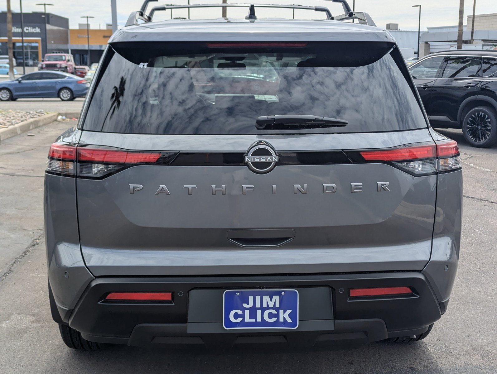 New 2026 Nissan Pathfinder SV w/ Cargo Package FWD image 3