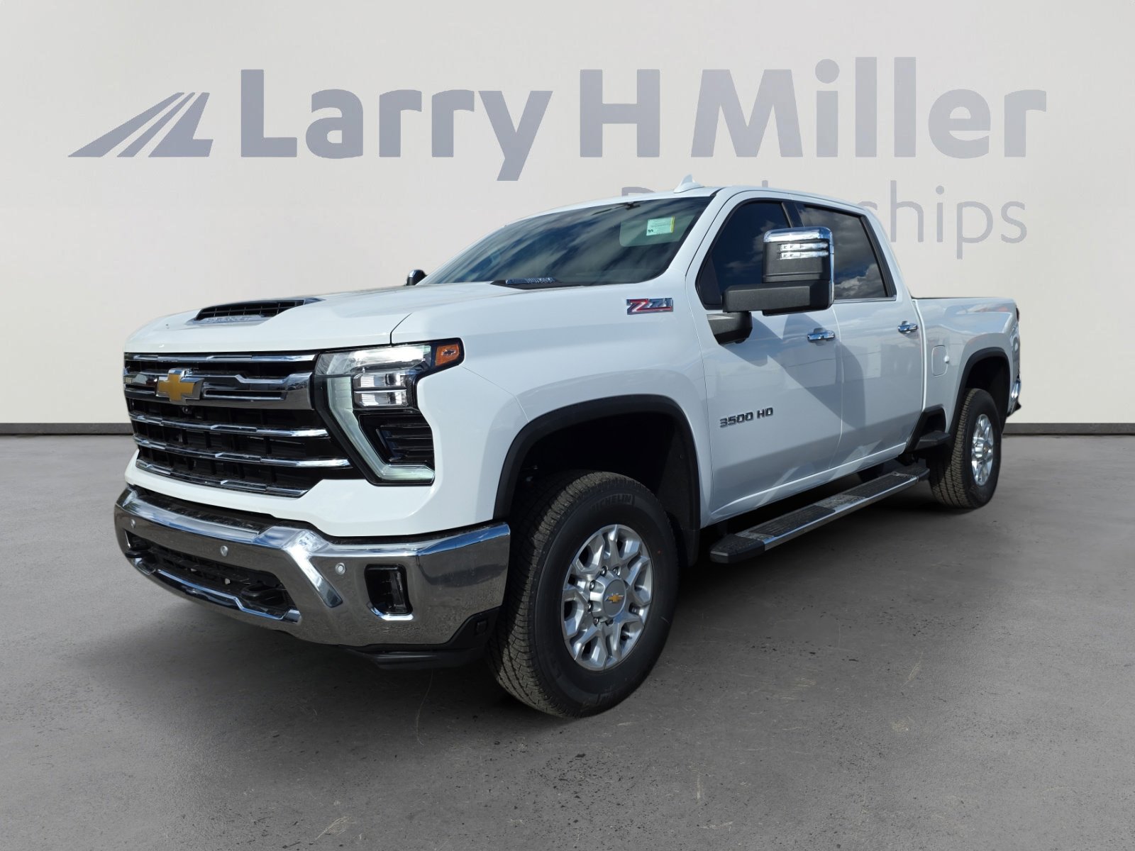 New 2026 Chevrolet Silverado 3500 LTZ w/ LTZ Premium Package