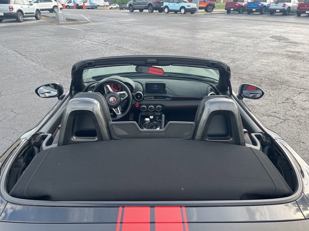 Used 2018 FIAT 124 Spider Abarth image 5