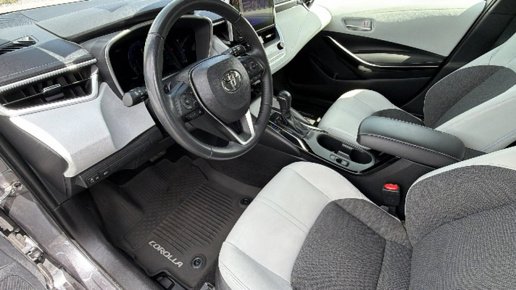 Certified 2023 Toyota Corolla XSE FWD image 10