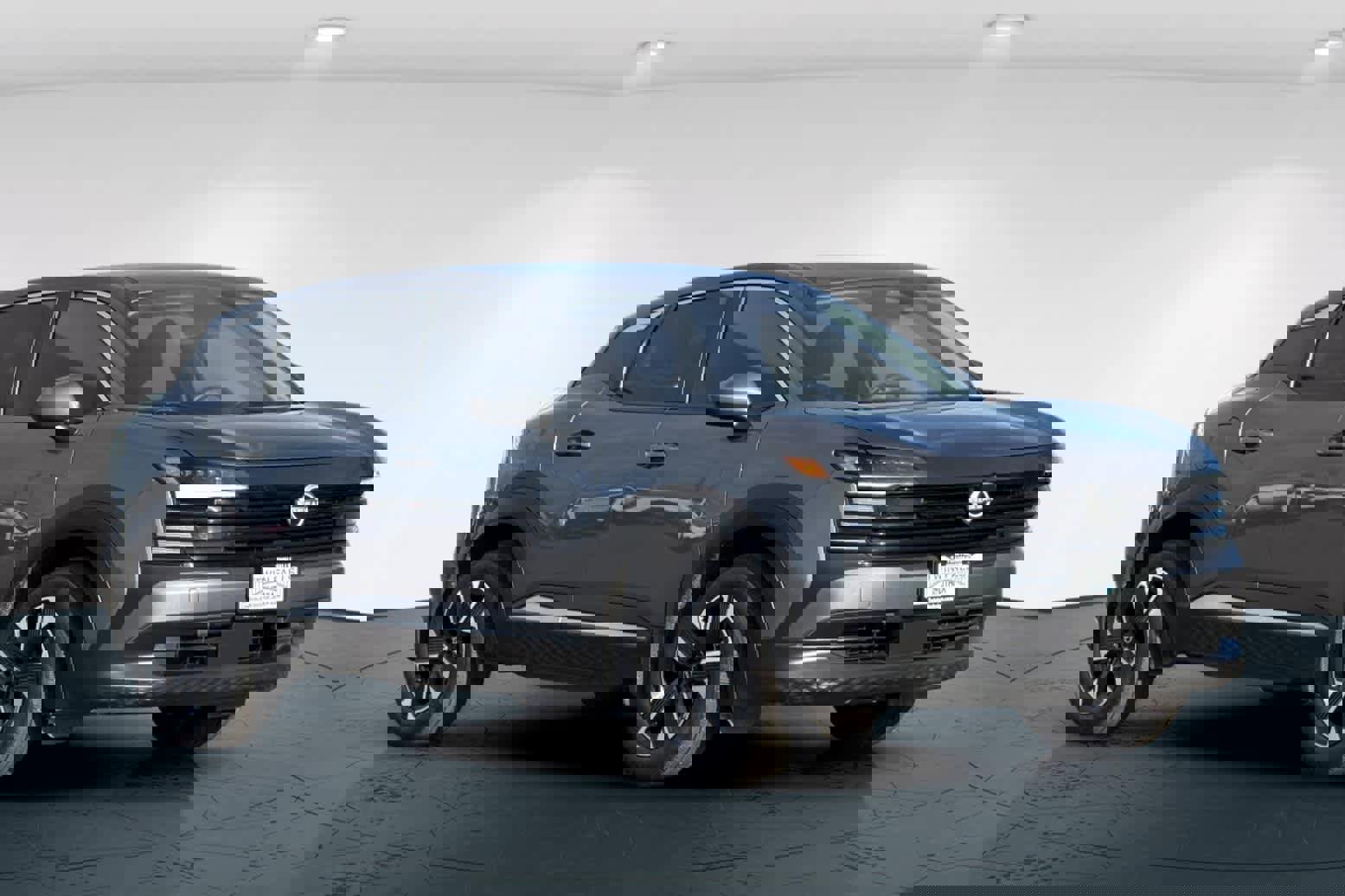 Used 2025 Nissan Kicks SV image 5