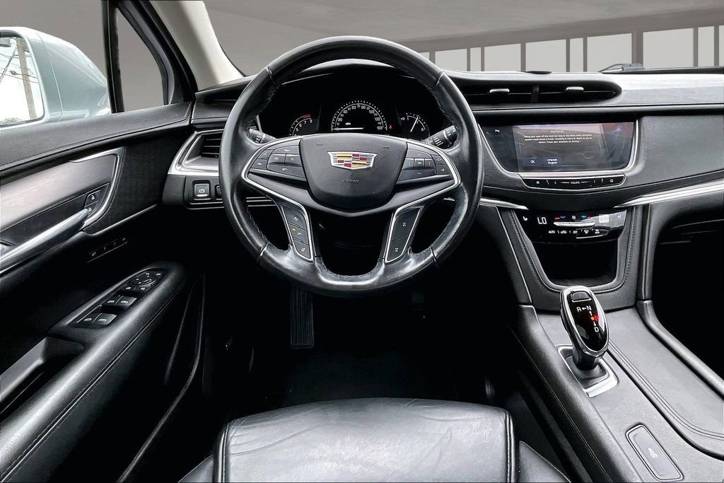 Used 2019 Cadillac XT5 Luxury FWD image 5