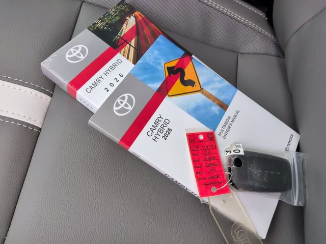 Used 2026 Toyota Camry SE image 12