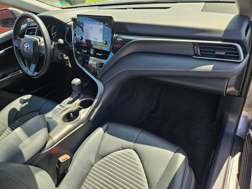 Used 2024 Toyota Camry SE FWD image 31