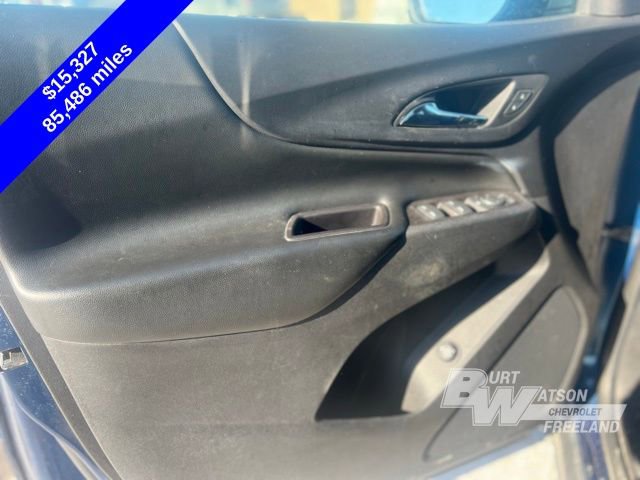 Used 2020 Chevrolet Equinox LT w/ Driver Convenience Package image 11