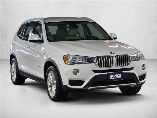 Used 2017 BMW X3 sDrive28i image 3