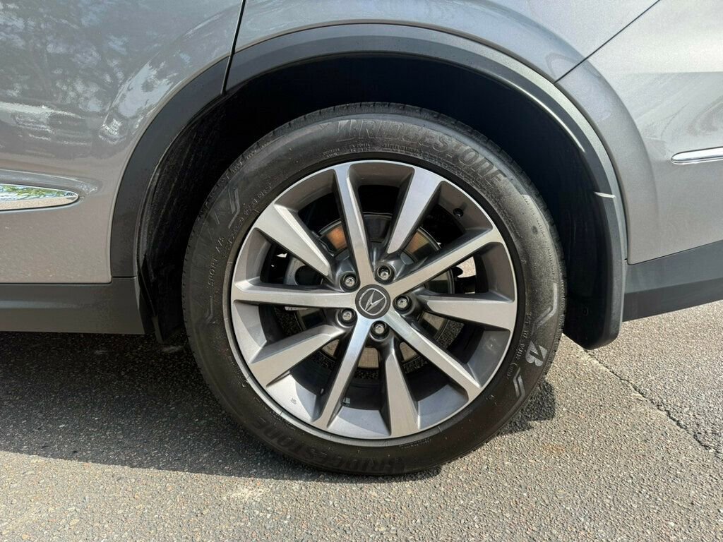 Used 2025 Acura MDX FWD w/ Technology Package image 11