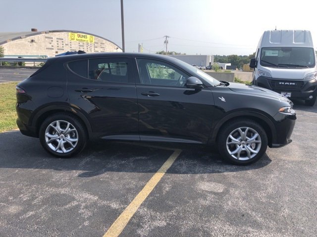 Used 2024 Dodge Hornet R/T Plus w/ Tech Pack Plus w/o Parking image 5